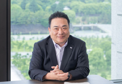 Takahide Watanabe